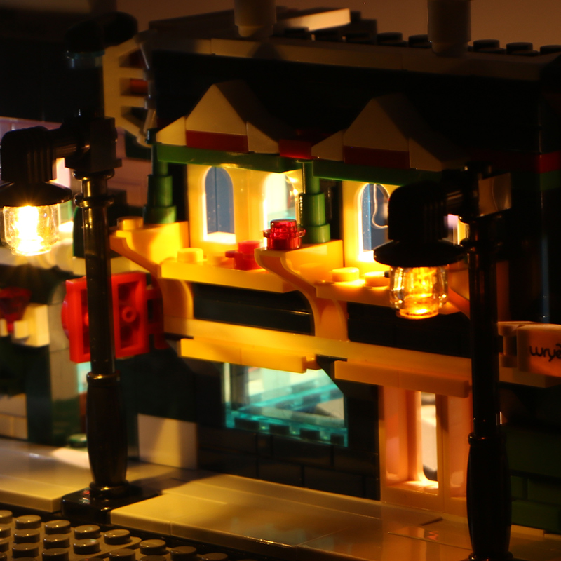 2セット 4 in 1 LEDライトセット ビルディングブロ - Lego Set Creator のレビューと価格