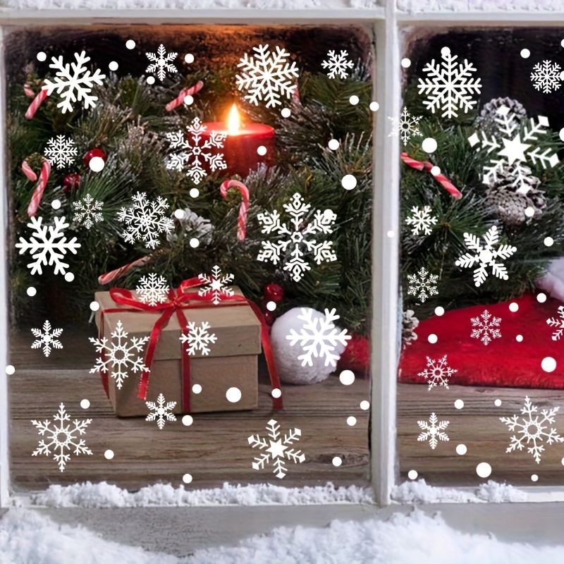 137枚 冬の雪の結晶静電気ステッカー - 再利用可能なPV - Snowflake Window Decal のレビューと価格